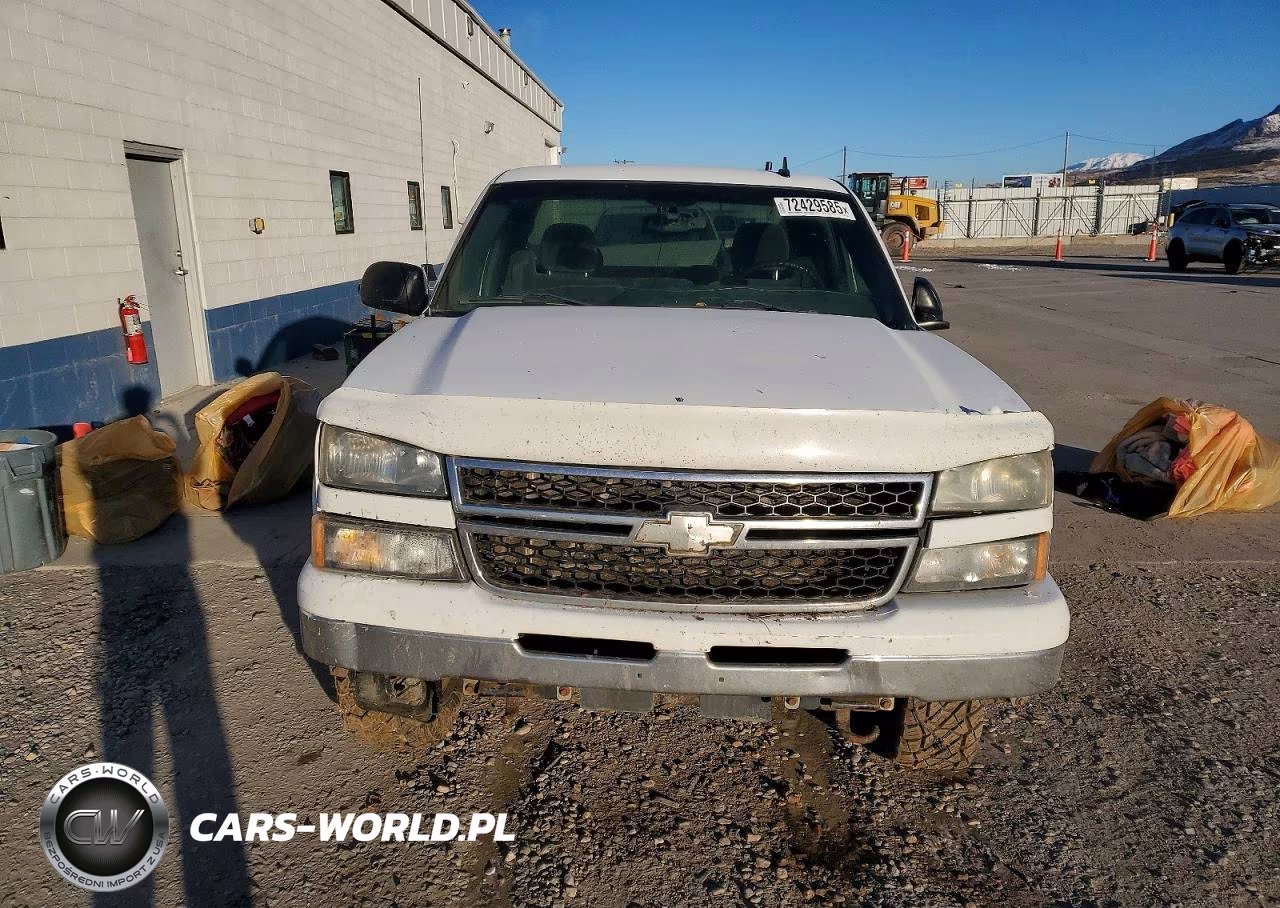 2007 Chevrolet Silverado K1500 Classic VIN:1GCEK19B57Z128525 - 5