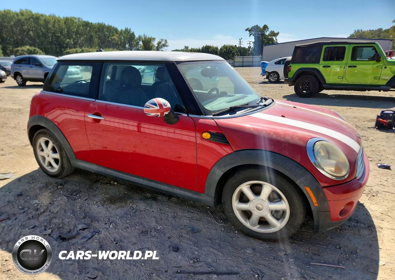 2010 Mini Cooper VIN:WMWMF3C58ATU77880 - 4