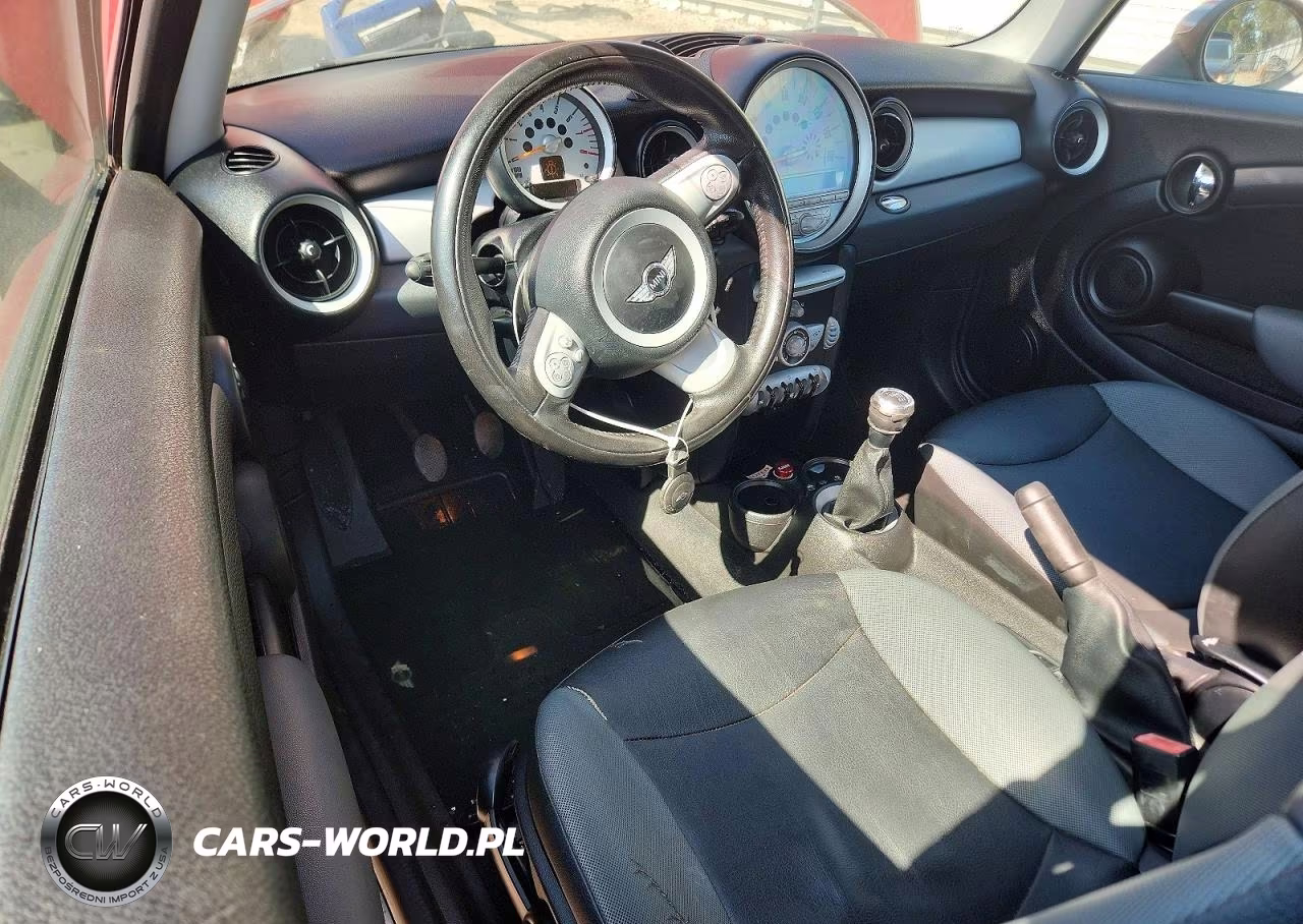 2010 Mini Cooper VIN:WMWMF3C58ATU77880 - 8