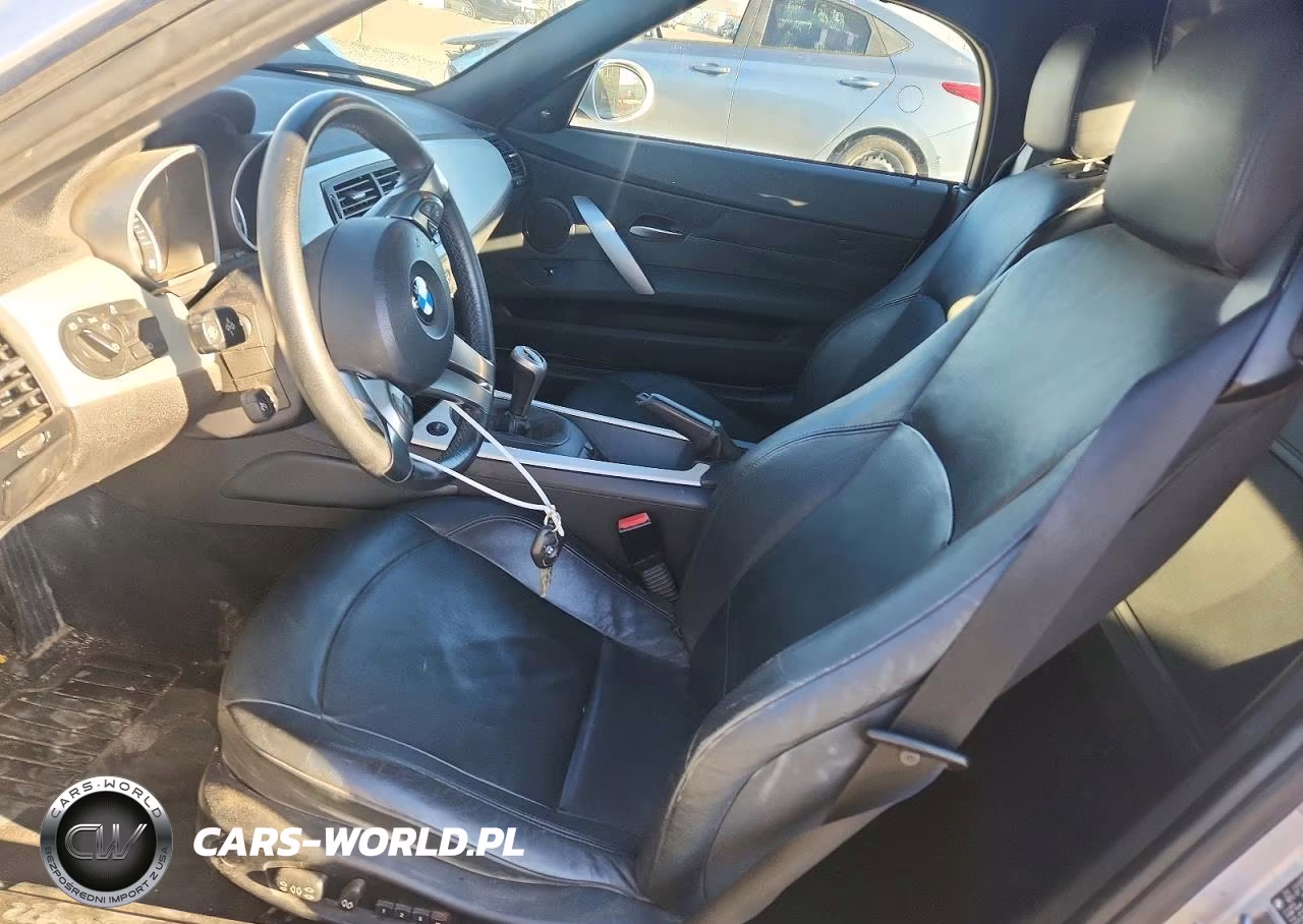 2006 BMW Z4 3.0Si VIN:4USBU53586LW91507 - 7