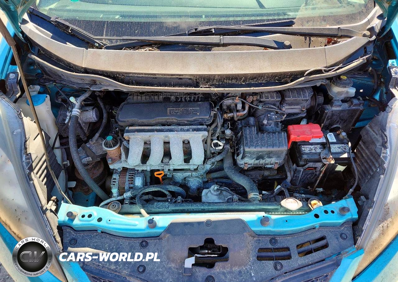 2013 Honda Fit VIN:JHMGE8H35DC048321 - 11