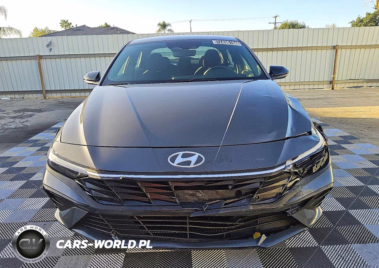 2026 Hyundai Elantra Sel Sport VIN:KMHLM4DGXTU225597 - 5