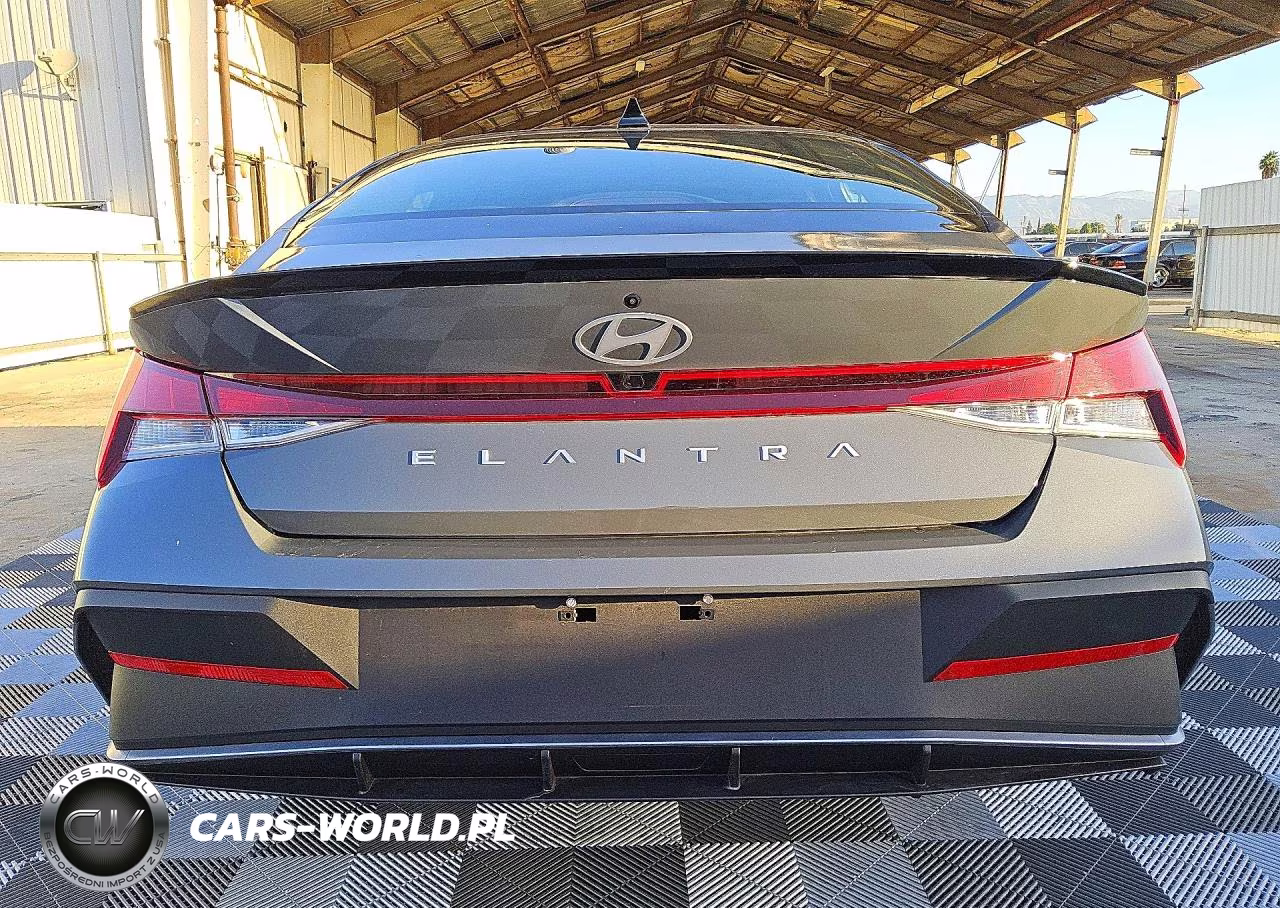 2026 Hyundai Elantra Sel Sport VIN:KMHLM4DGXTU225597 - 6