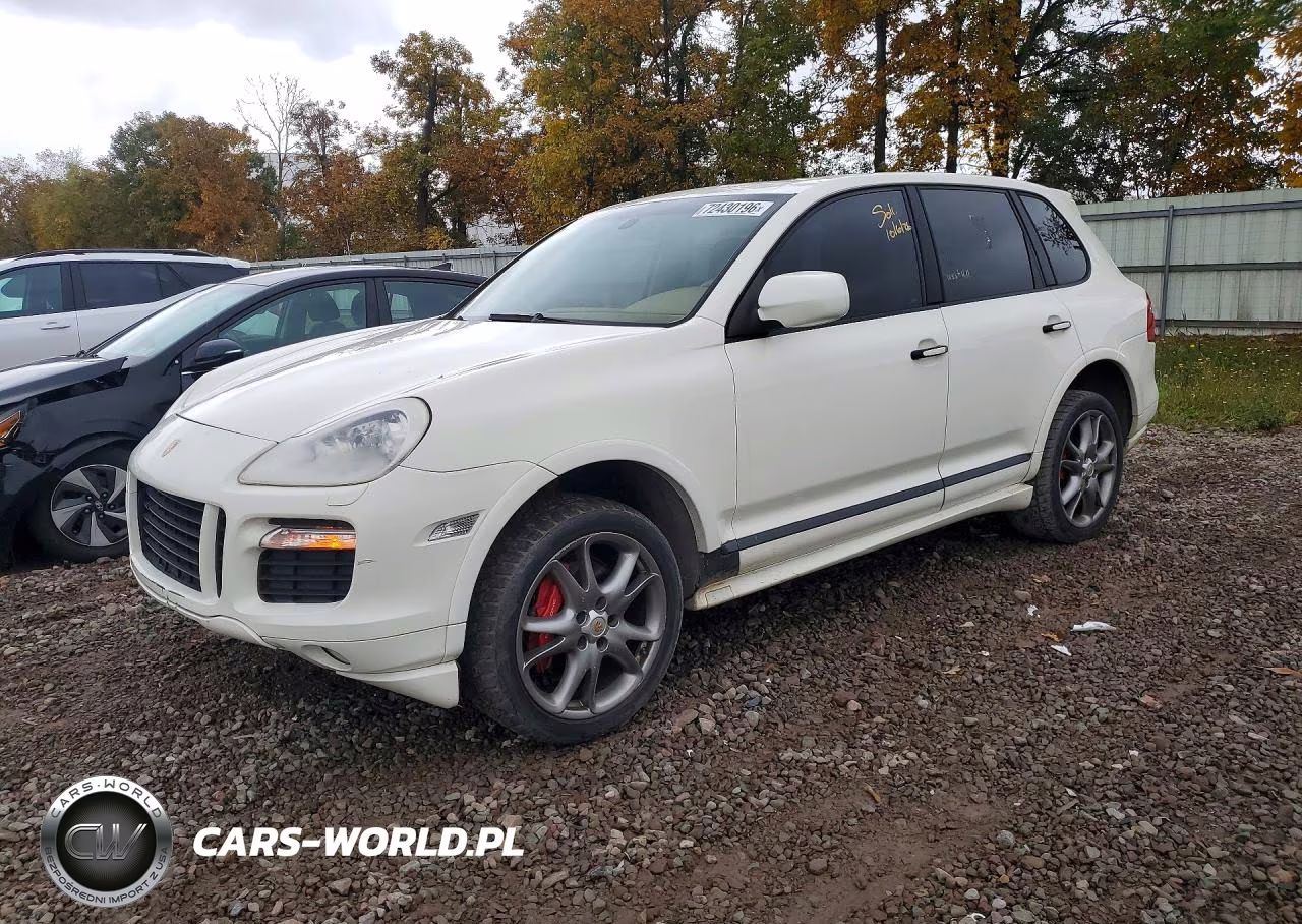 2010 Porsche Cayenne Gts