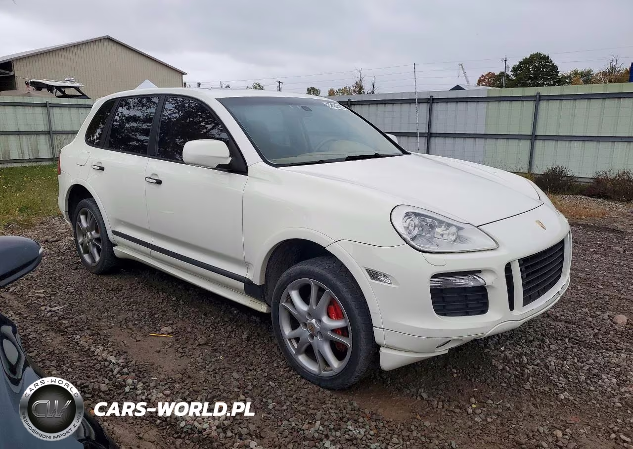 2010 Porsche Cayenne Gts VIN:WP1AD2APXALA60527 - 4