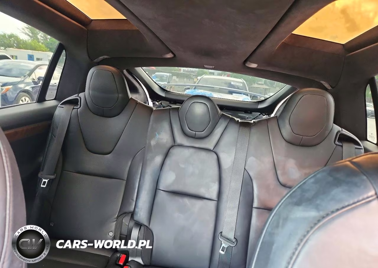2020 Tesla Model X VIN:5YJXCAE29LF281159 - 10