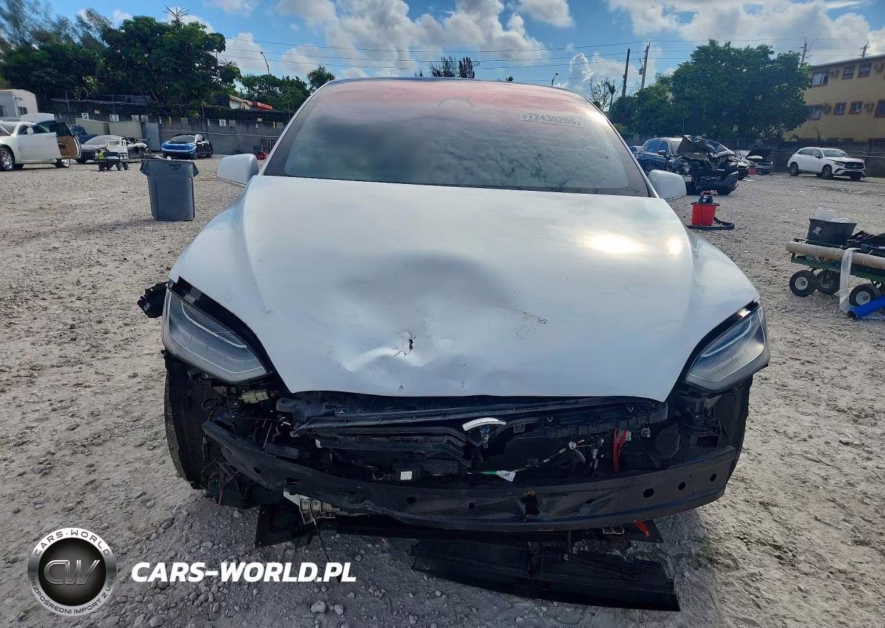 2020 Tesla Model X VIN:5YJXCAE29LF281159 - 5