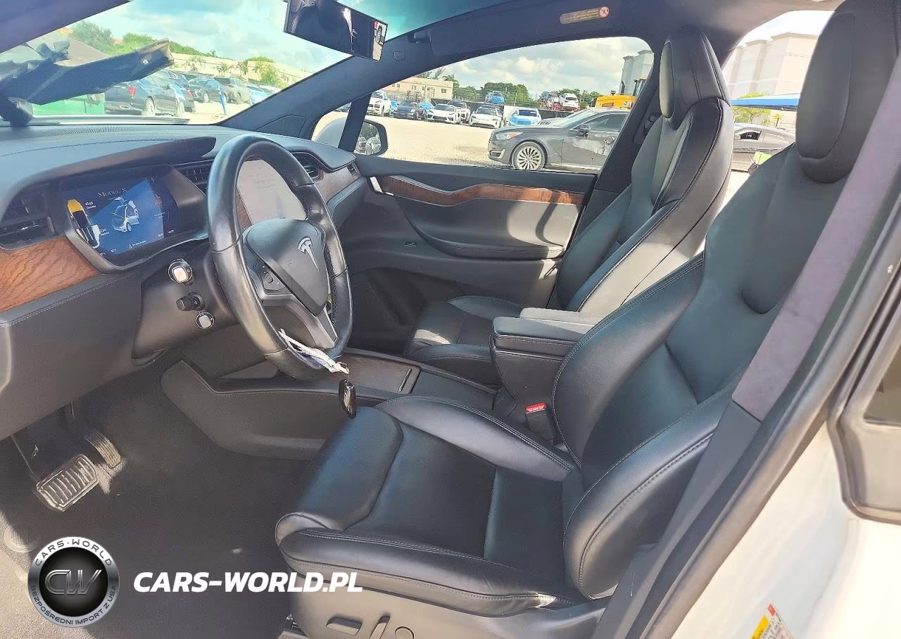 2020 Tesla Model X VIN:5YJXCAE29LF281159 - 7