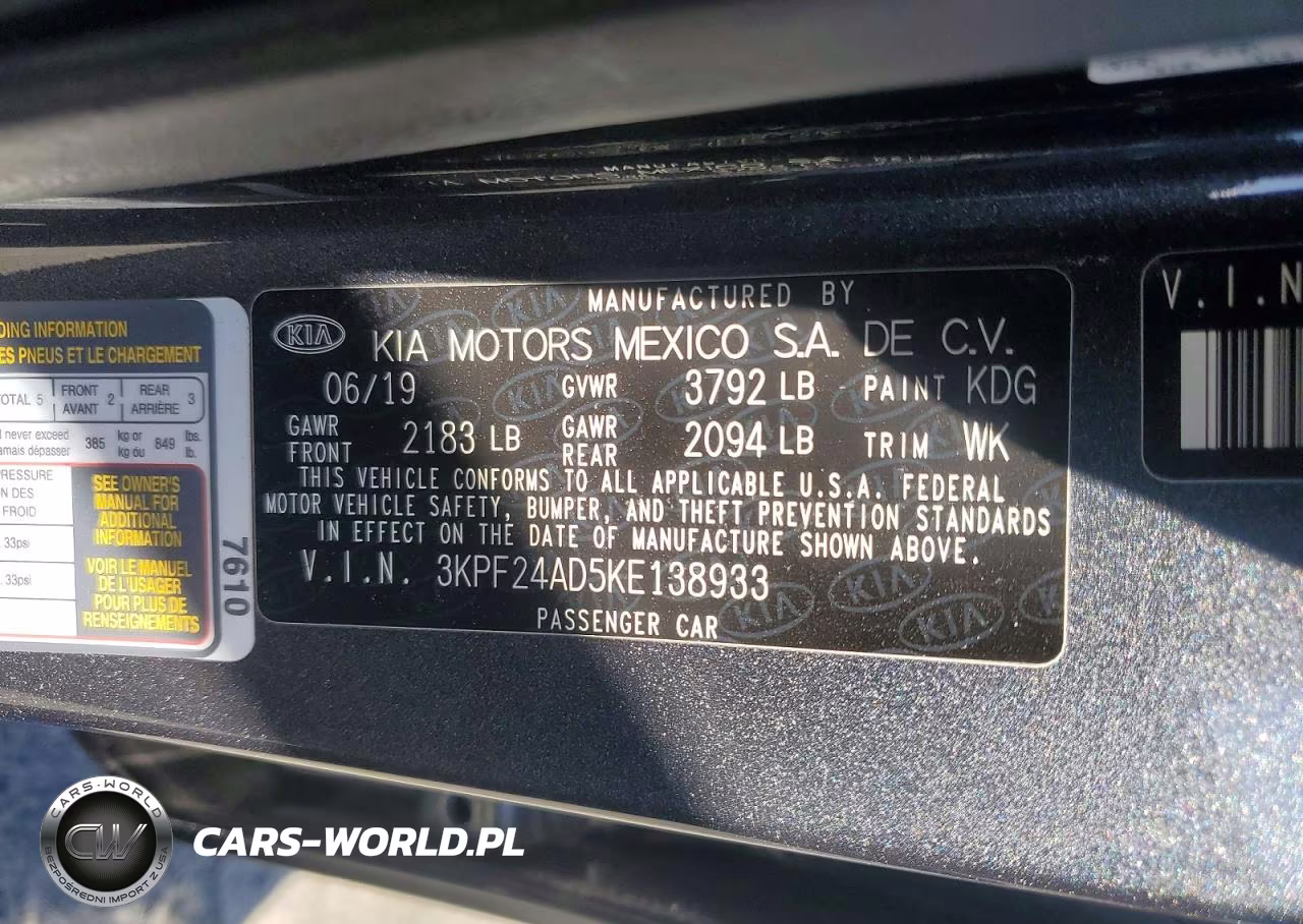 2019 Kia Forte Lxs VIN:3KPF24AD5KE138933 - 12