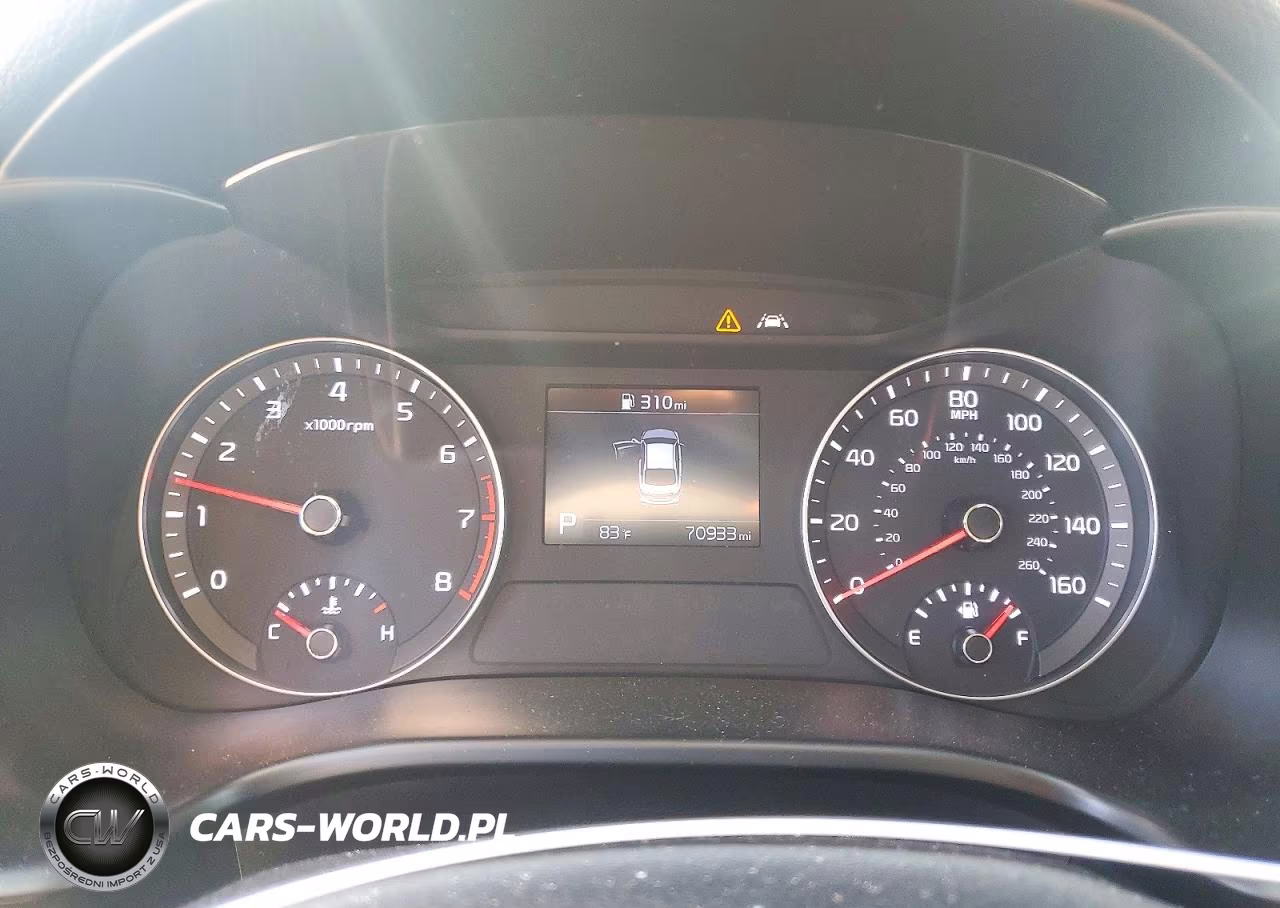 2019 Kia Forte Lxs VIN:3KPF24AD5KE138933 - 9