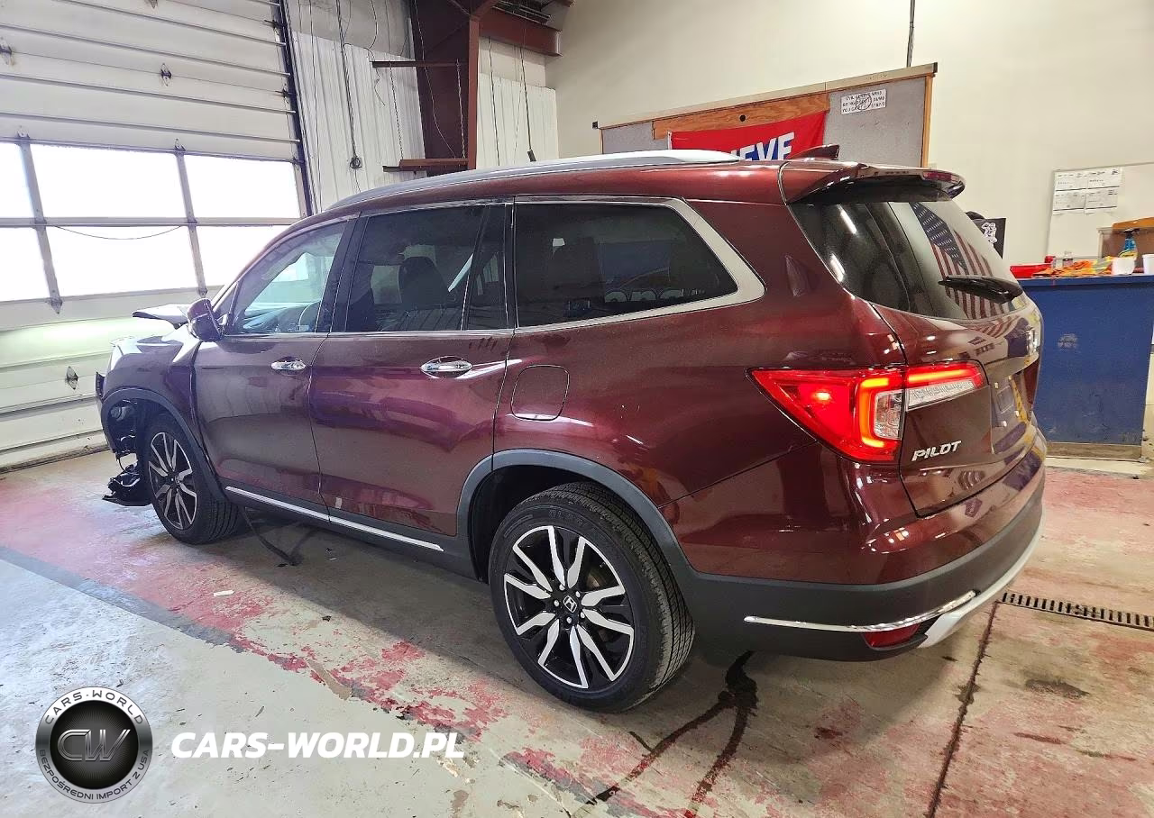 2022 Honda Pilot Touring VIN:5FNYF6H91NB000153 - 2