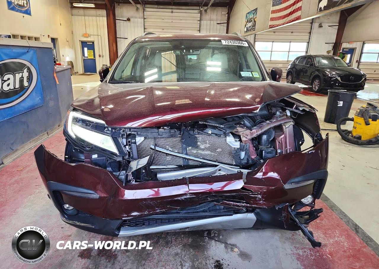 2022 Honda Pilot Touring VIN:5FNYF6H91NB000153 - 5