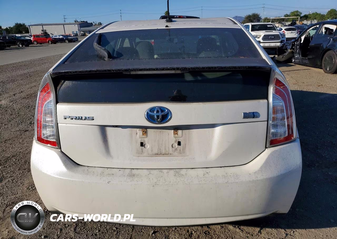 2012 Toyota Prius Three VIN:JTDKN3DU7C5511723 - 6
