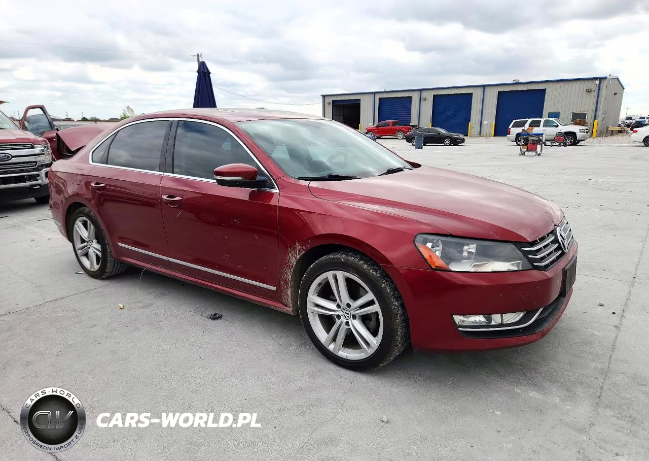 2015 Volkswagen Passat Sel VIN:1VWCV7A32FC012929 - 4