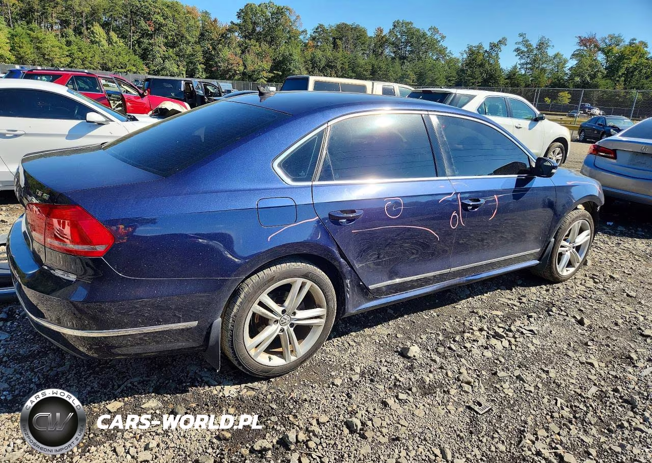 2015 Volkswagen Passat Se VIN:1VWBT7A33FC026923 - 3