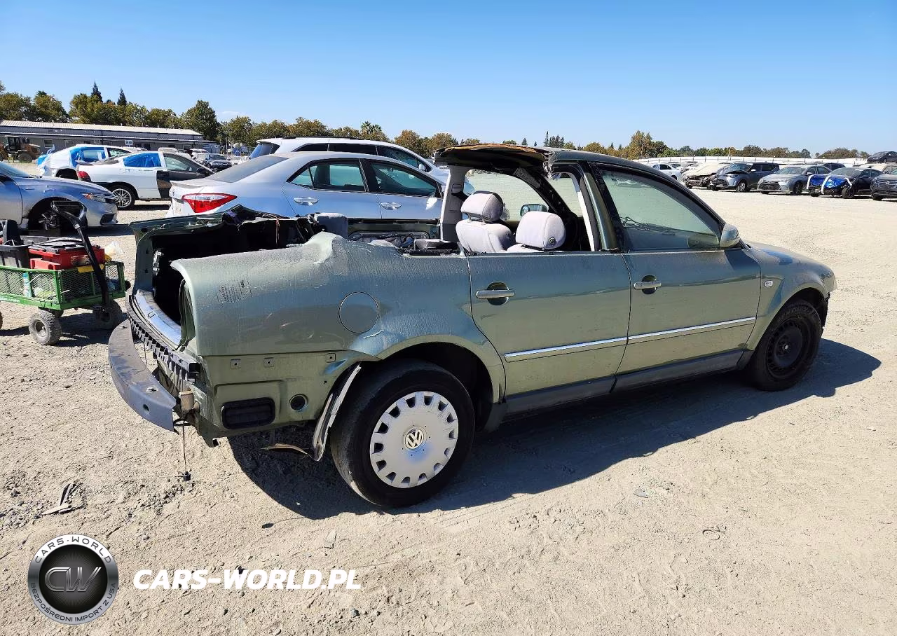 2004 Volkswagen Passat Gl VIN:WVWMD63B64P040621 - 3