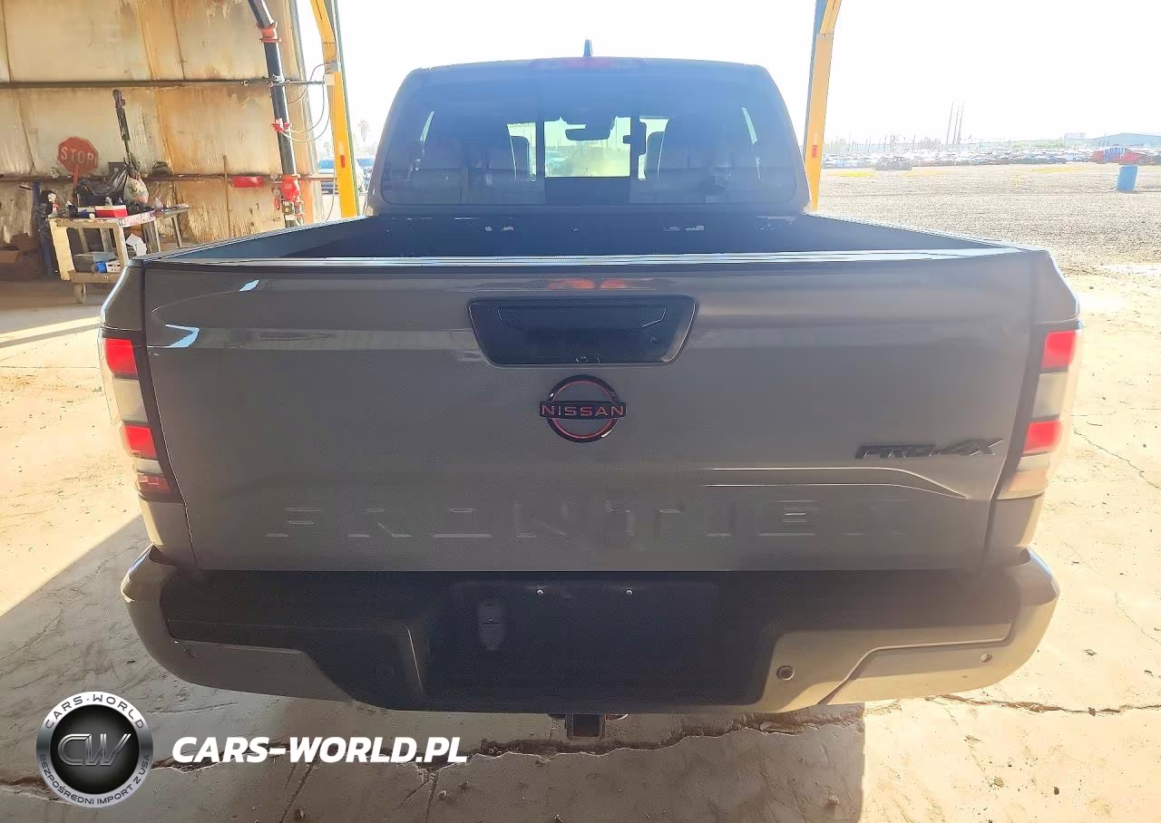 2023 Nissan Frontier Pro-4X VIN:1N6ED1EK2PN671075 - 6