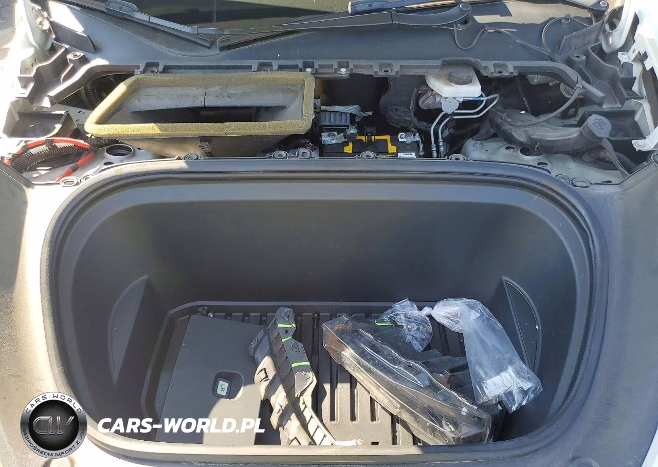 2021 Tesla Model Y VIN:5YJYGDEEXMF140560 - 11