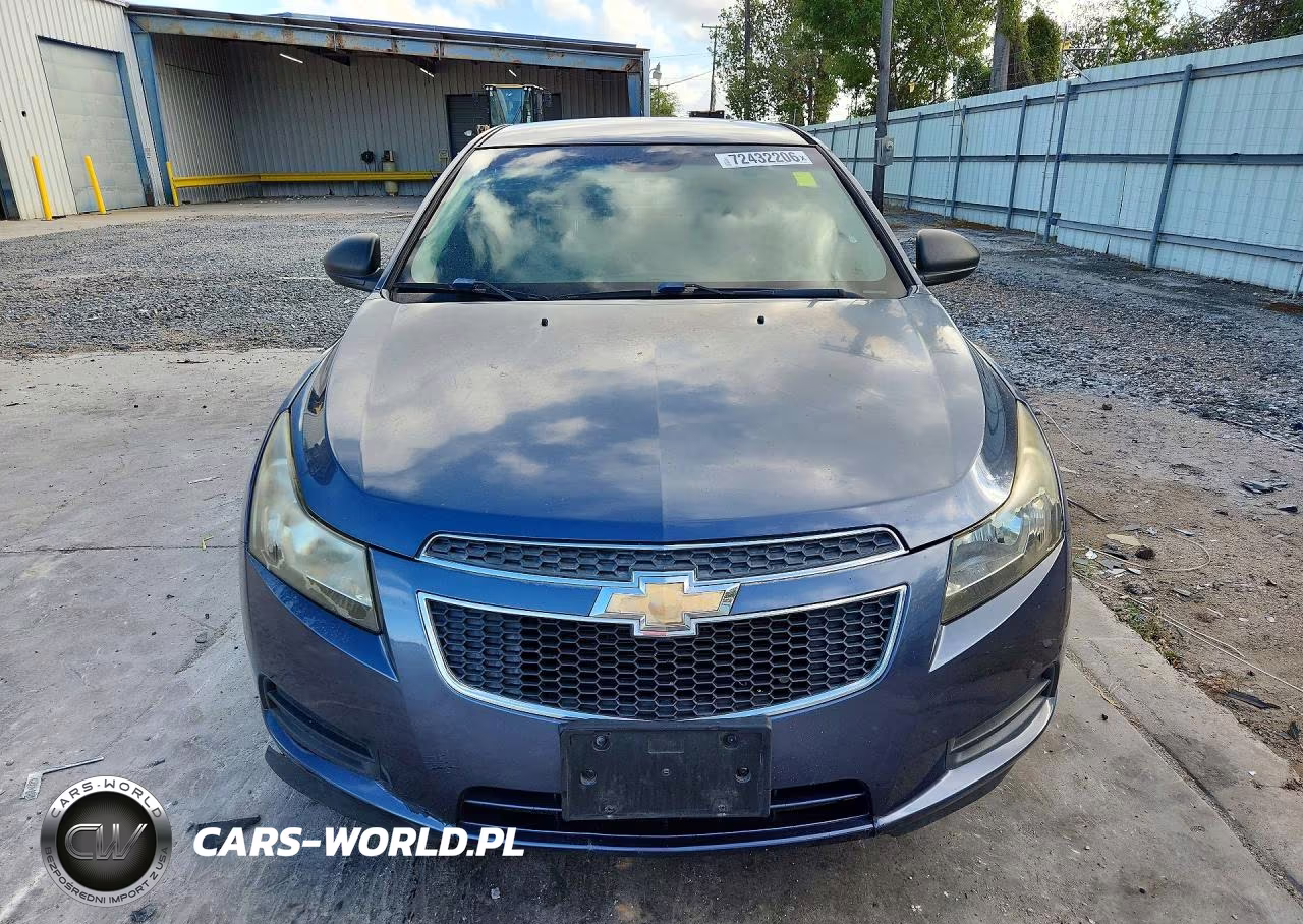 2014 Chevrolet Cruze Ls VIN:1G1PA5SH4E7156903 - 5