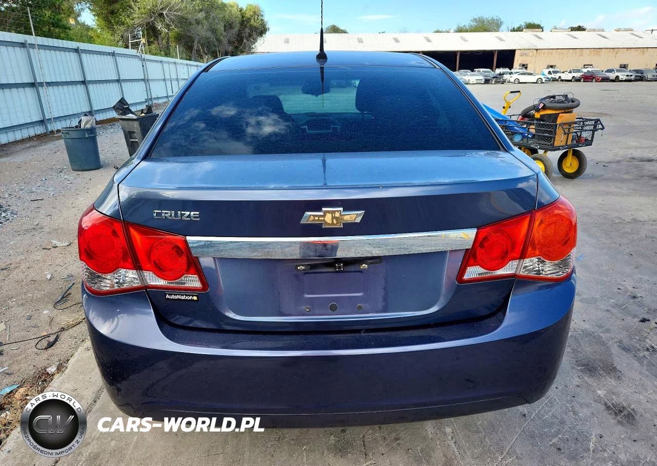 2014 Chevrolet Cruze Ls VIN:1G1PA5SH4E7156903 - 6