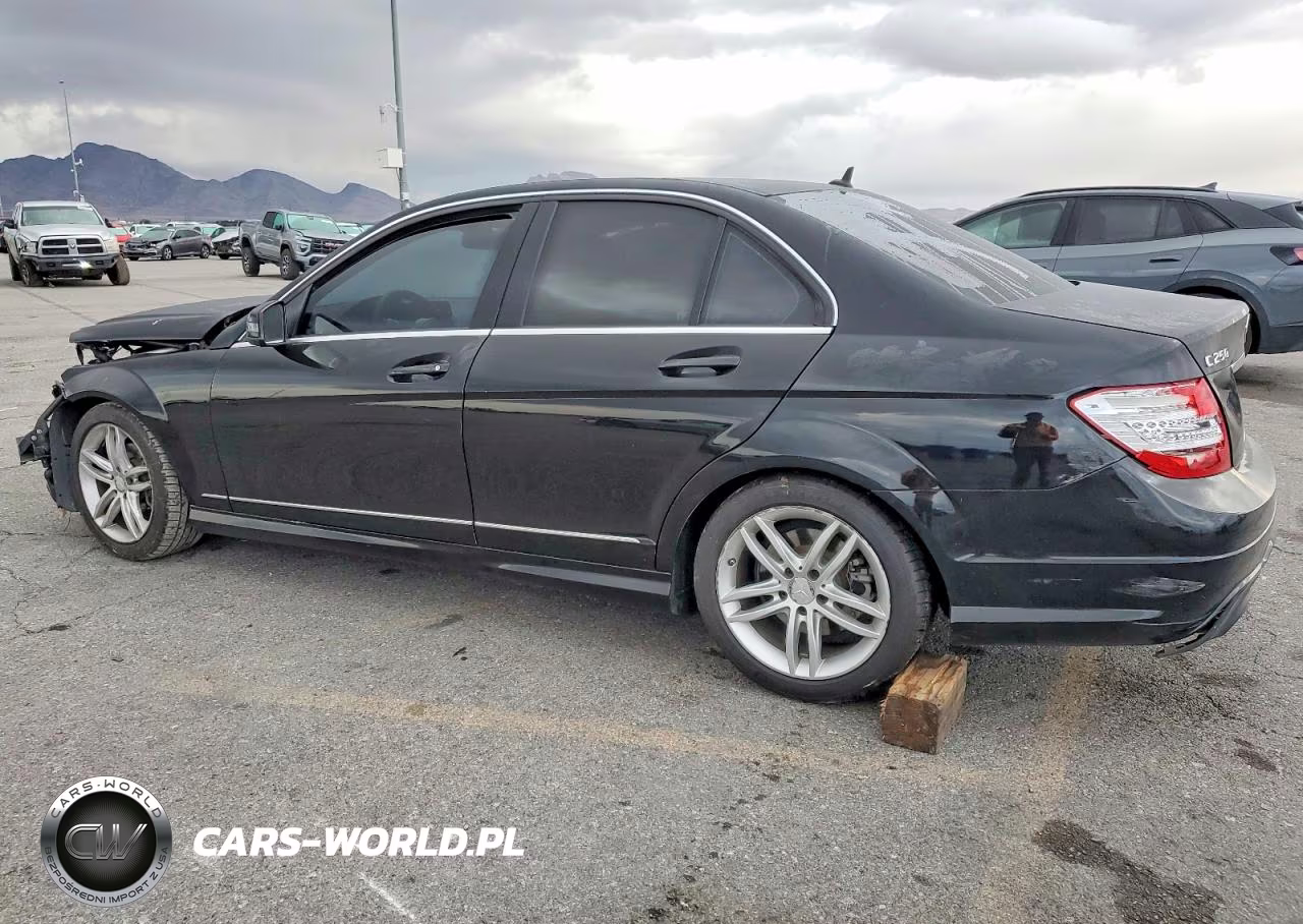 2013 Mercedes-Benz C 250 VIN:WDDGF4HB7DR248876 - 2