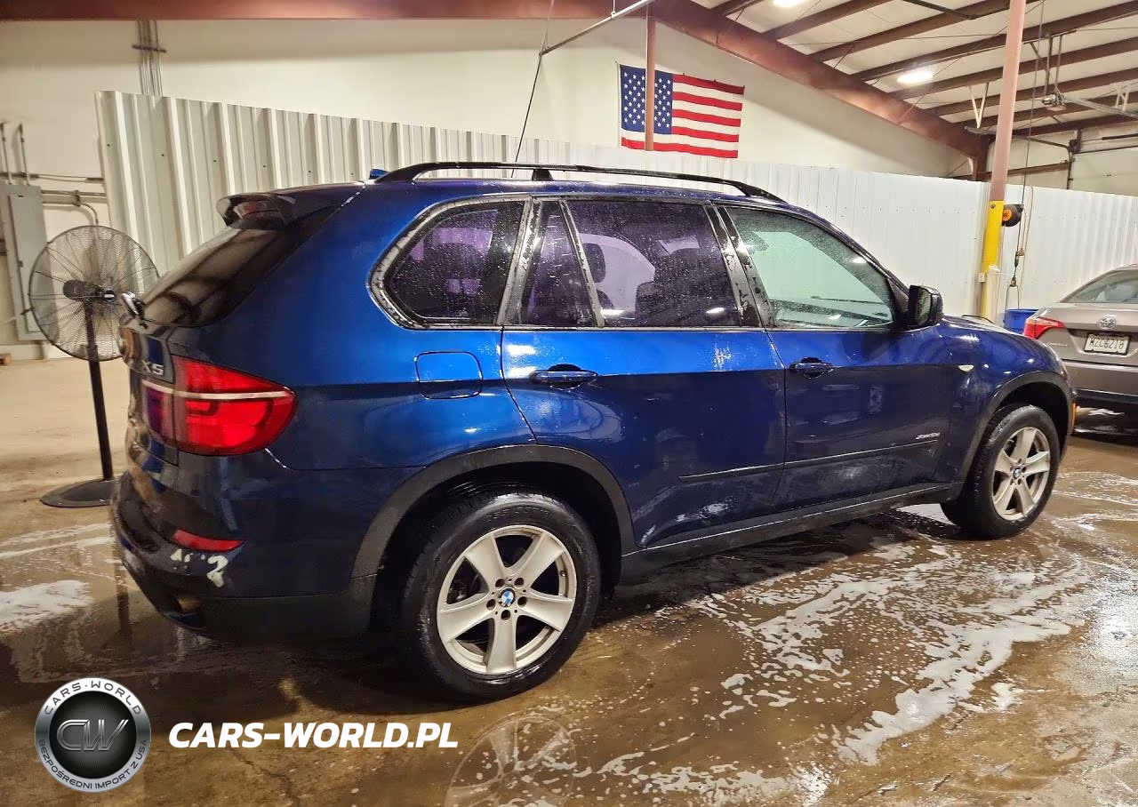 2013 BMW X5 xDrive35I VIN:5UXZV4C51D0B03913 - 3