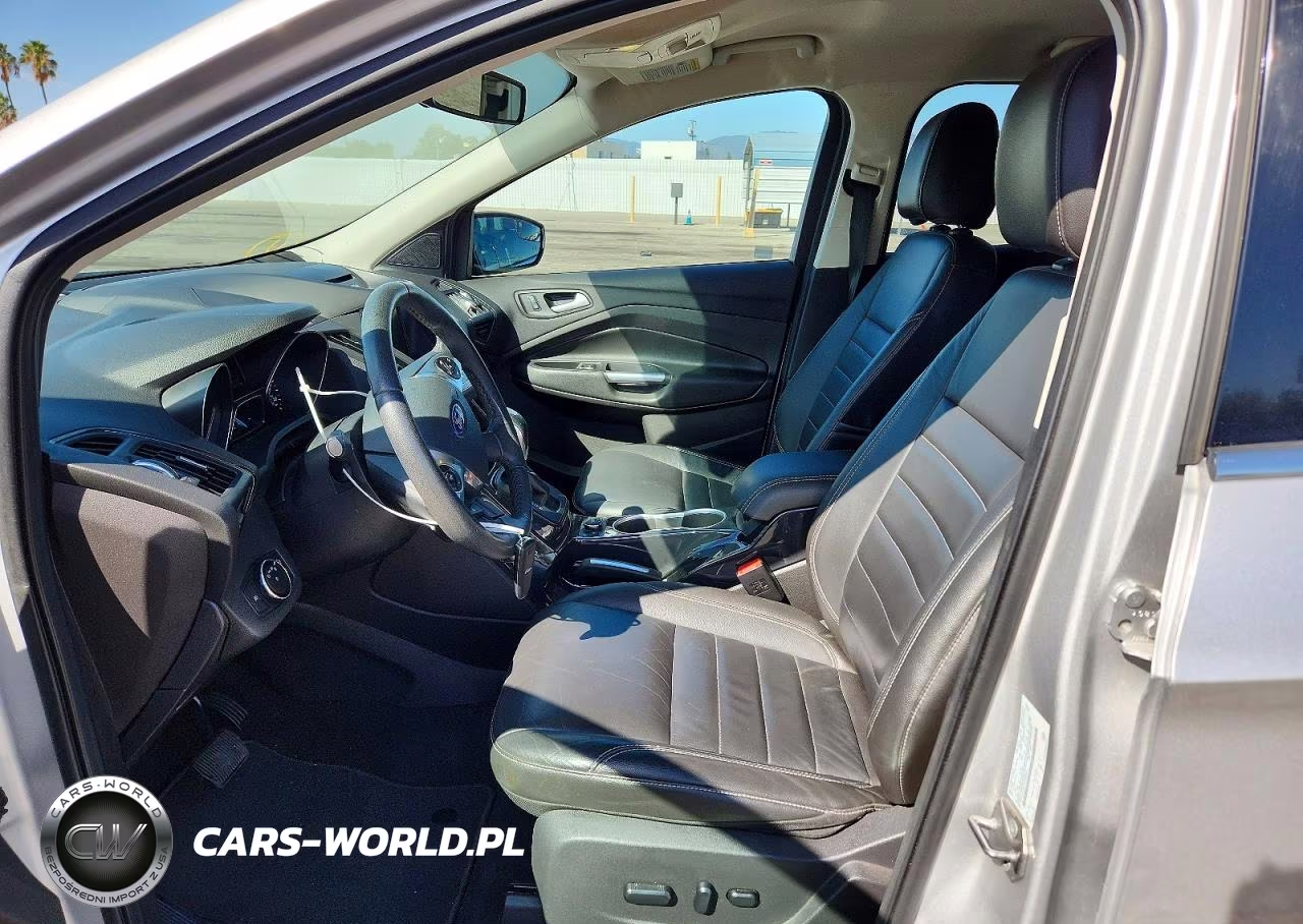 2015 Ford Escape Titanium VIN:1FMCU0J9XFUA25631 - 7