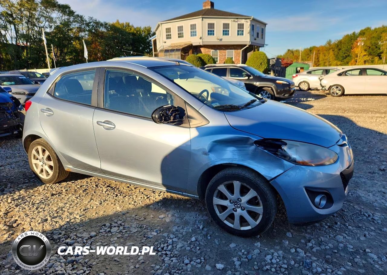 2013 Mazda Mazda2 VIN:JM1DE1LY4D0158065 - 4