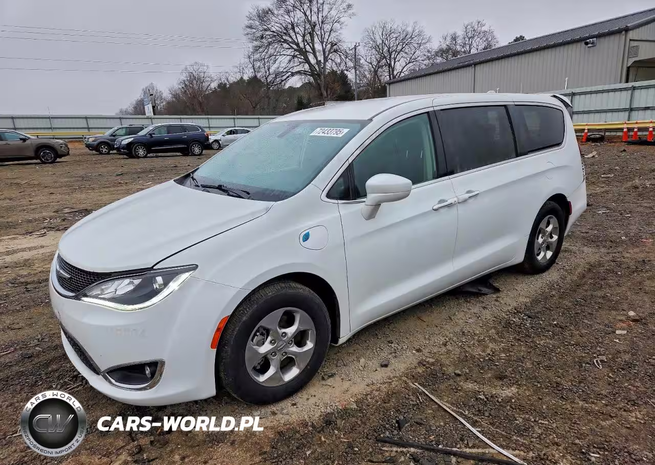 2020 Chrysler Pacifica Hybrid Touring
