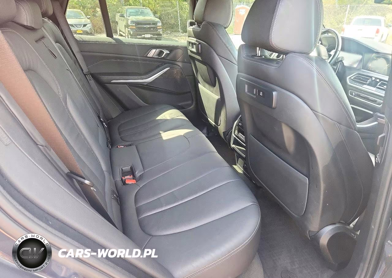 2022 BMW X5 xDrive40I VIN:5UXCR6C02N9L88271 - 11