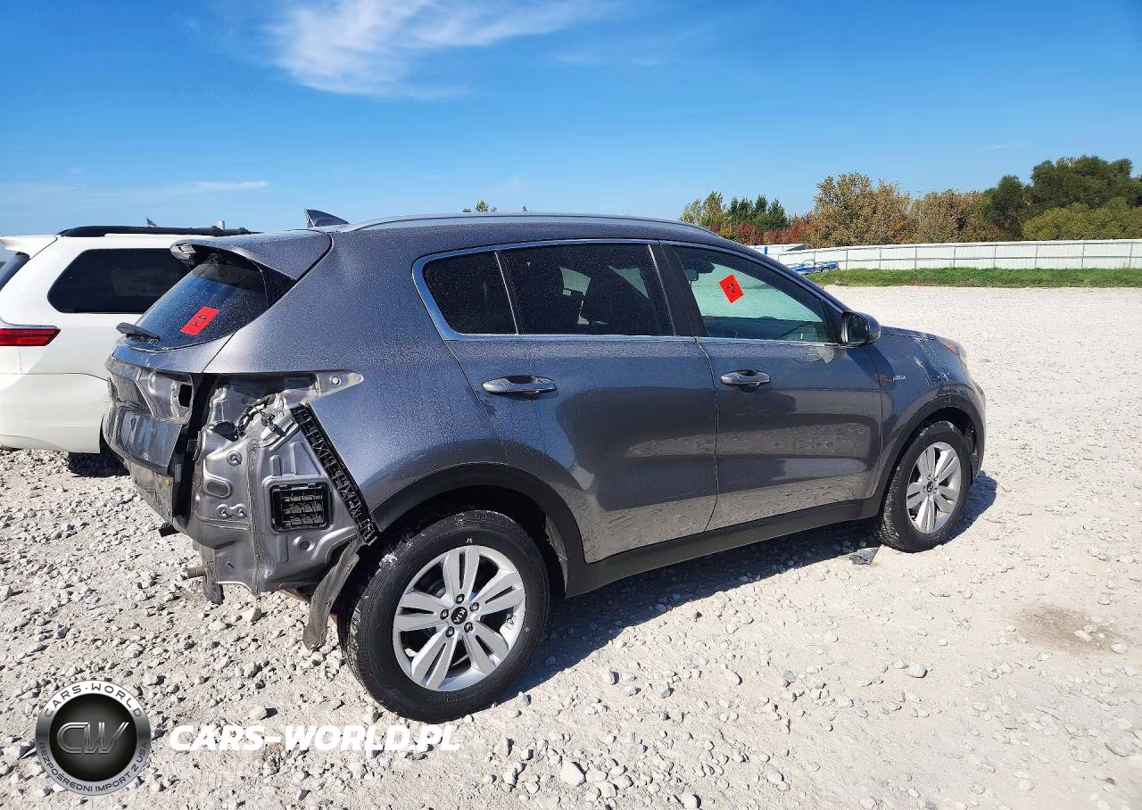 2018 Kia Sportage Lx VIN:KNDPMCAC2J7403516 - 3