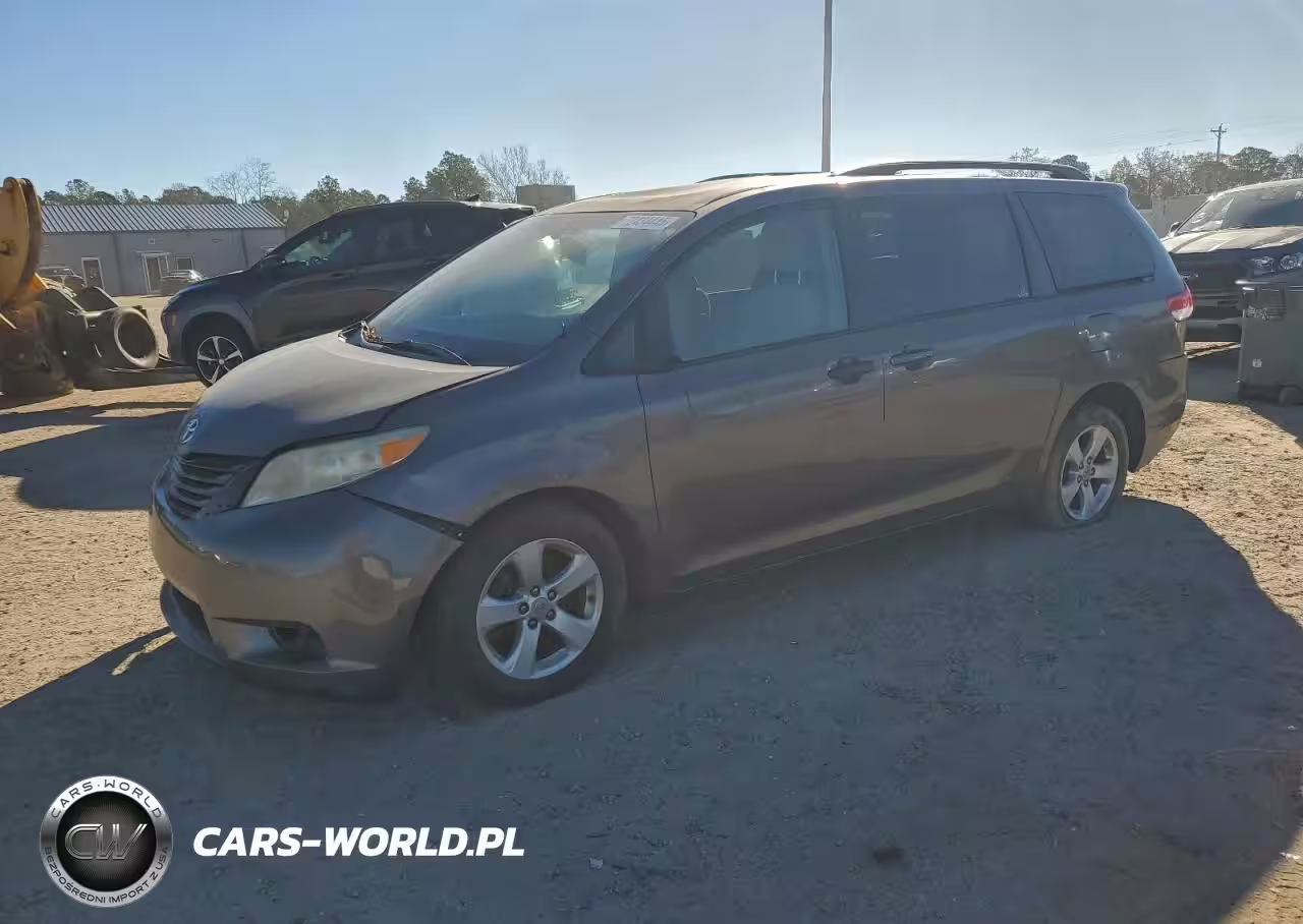 2013 Toyota Sienna Le