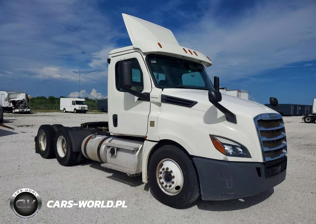 2019 Freightliner Cascadia 126 Semi Truck VIN:3AKJHLDV3KSKE0920 - 4