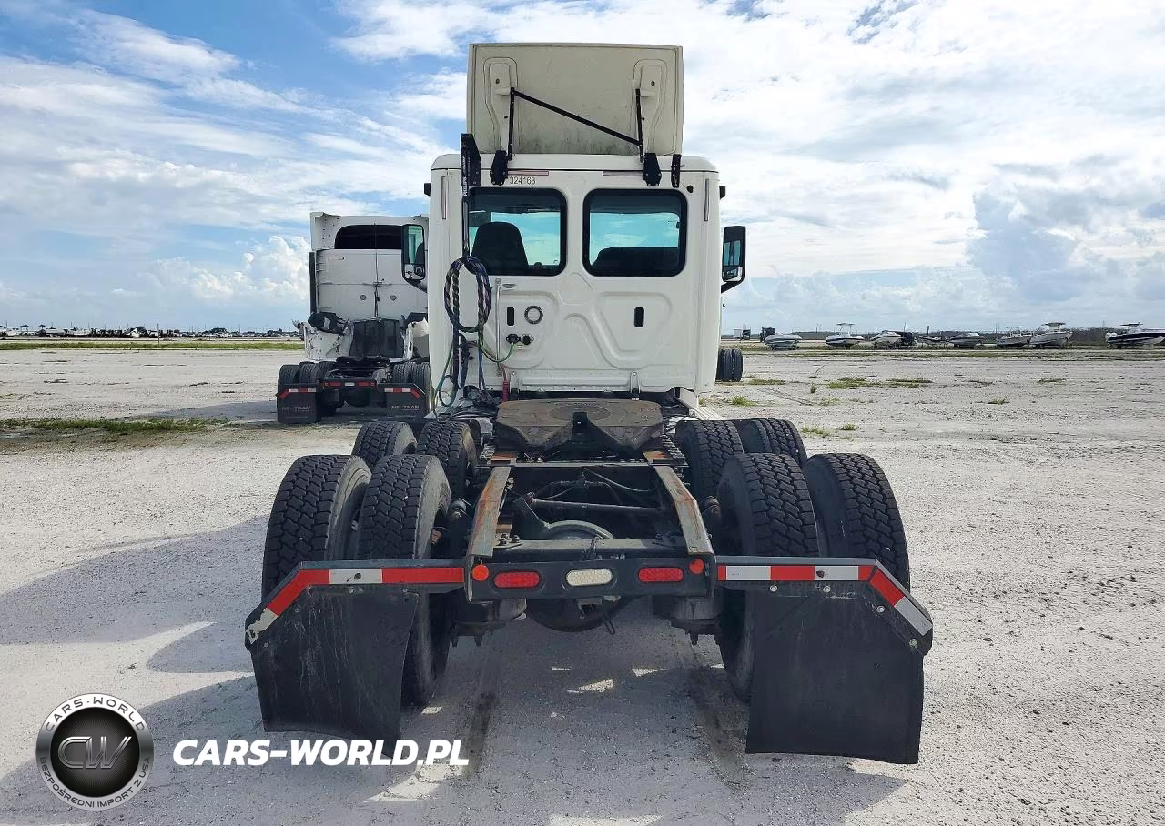 2019 Freightliner Cascadia 126 Semi Truck VIN:3AKJHLDV3KSKE0920 - 6