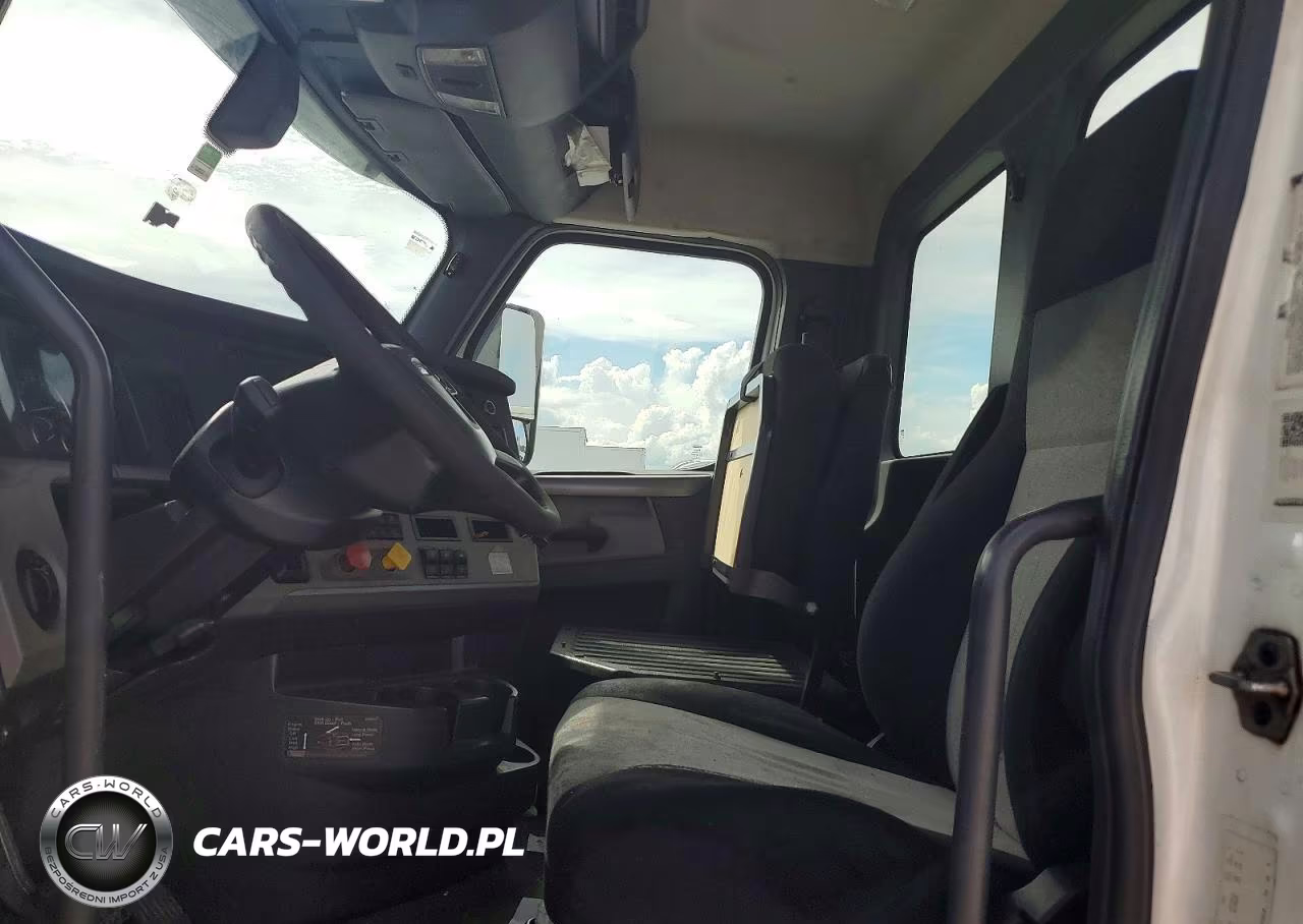2019 Freightliner Cascadia 126 Semi Truck VIN:3AKJHLDV3KSKE0920 - 7