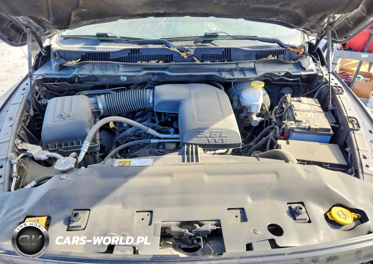 2019 Ram 1500 Classic Tradesman VIN:1C6RR6FG5KS722437 - 11