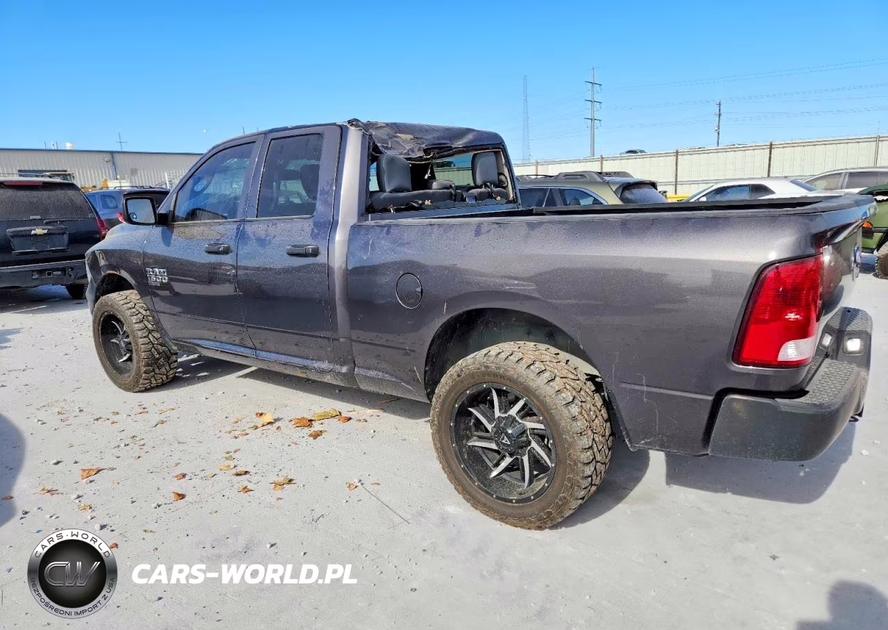 2019 Ram 1500 Classic Tradesman VIN:1C6RR6FG5KS722437 - 2