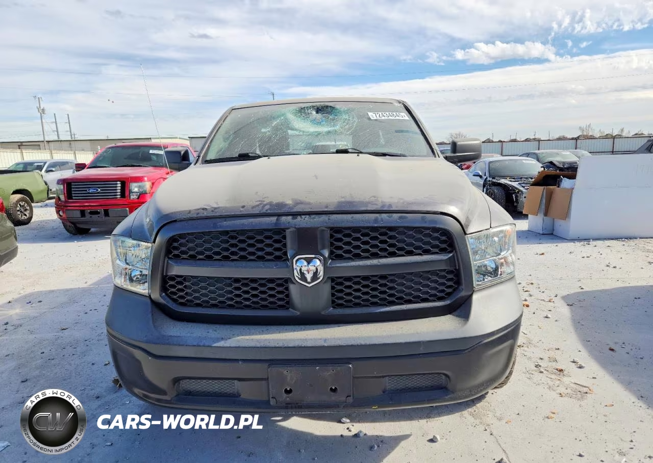 2019 Ram 1500 Classic Tradesman VIN:1C6RR6FG5KS722437 - 5