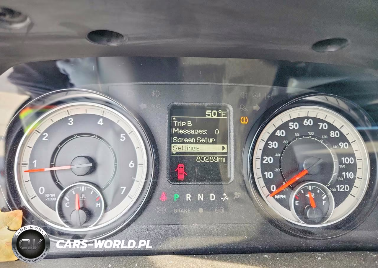 2019 Ram 1500 Classic Tradesman VIN:1C6RR6FG5KS722437 - 9