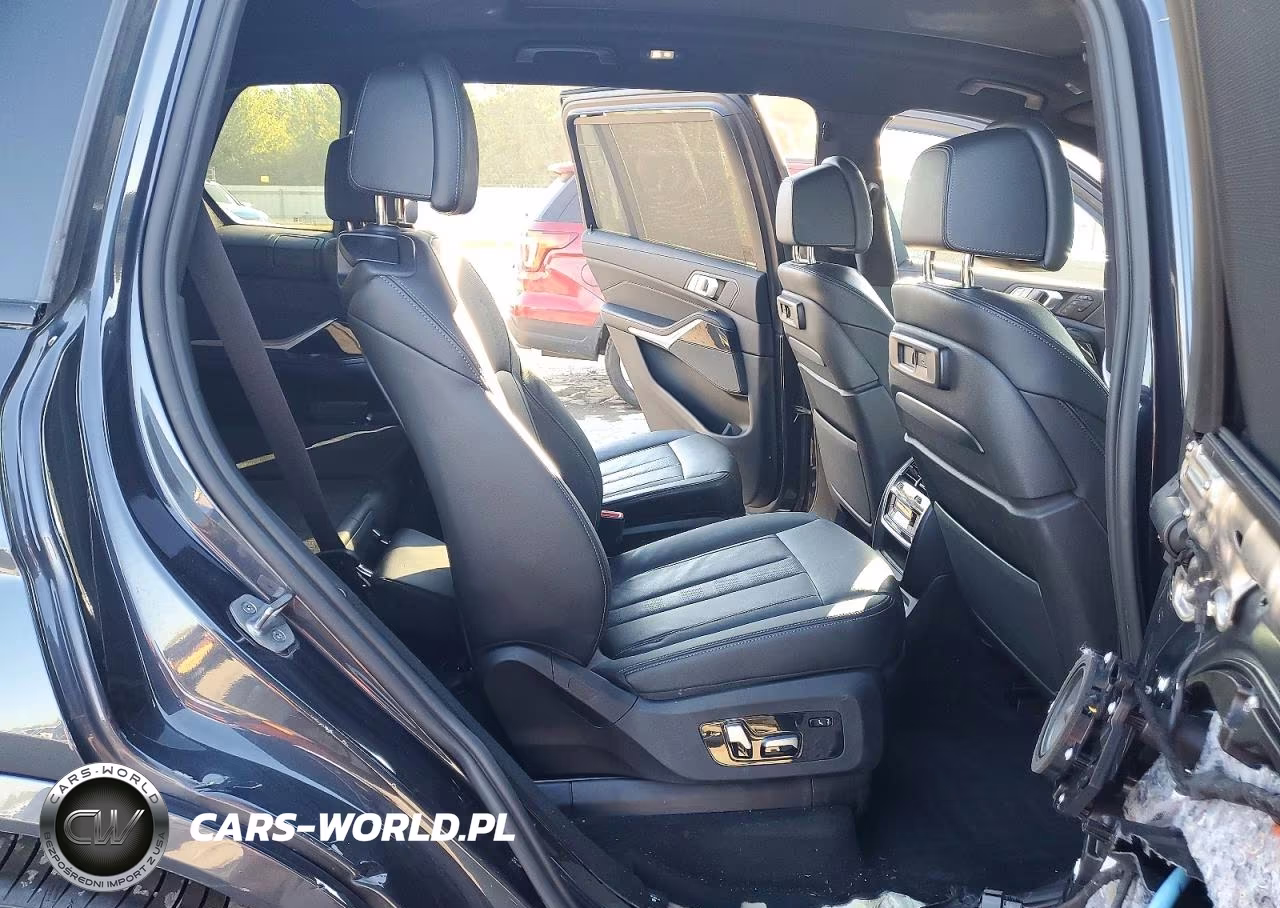 2022 BMW X7 xDrive40I VIN:5UXCW2C03N9M94066 - 10