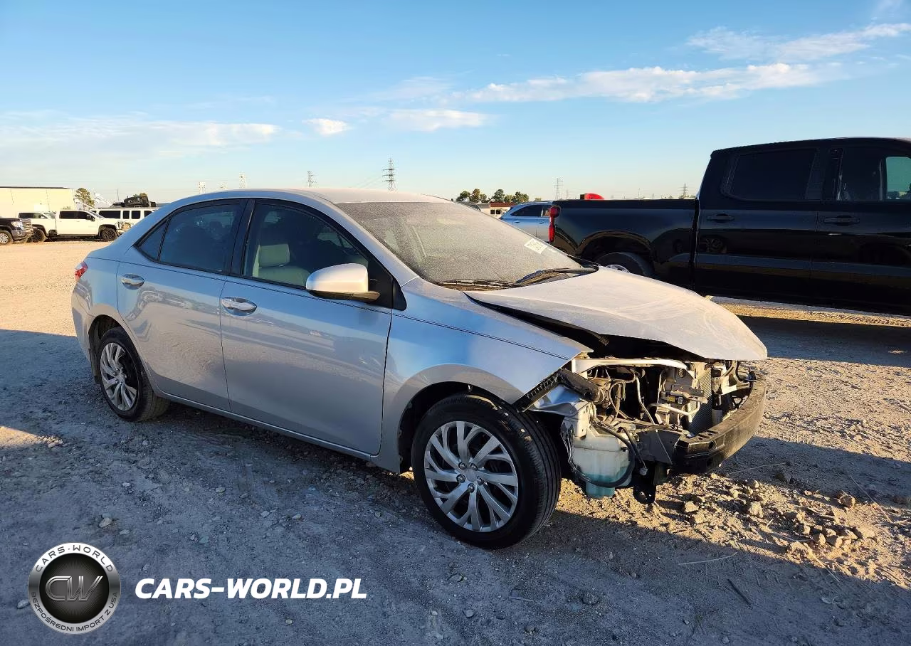 2015 Toyota Corolla Le VIN:2T1BURHE1FC423427 - 4