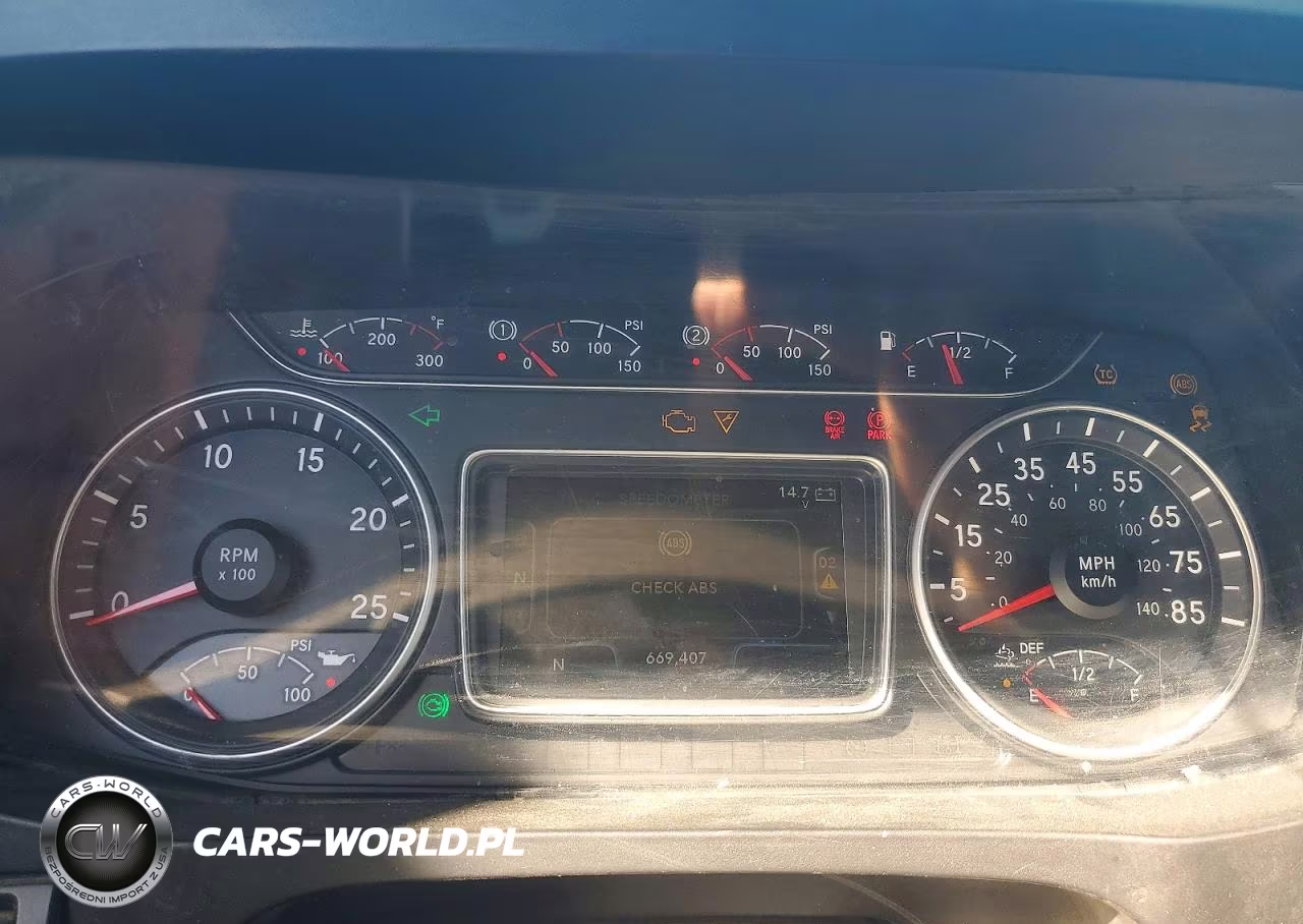 2019 International Lt625 Semi Truck VIN:3HCDZTZR5KL379595 - 9