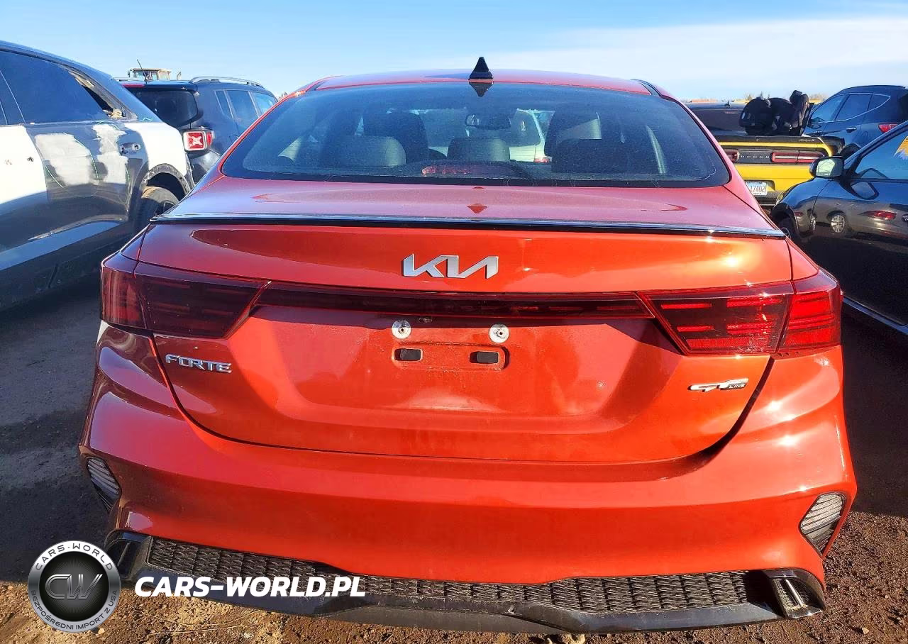 2023 Kia Forte Gt-Line VIN:3KPF54AD8PE622920 - 6