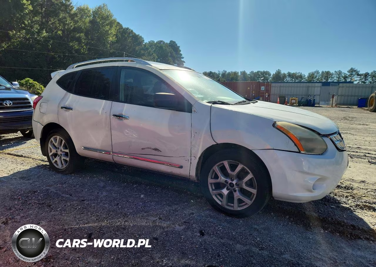 2012 Nissan Rogue S VIN:JN8AS5MV3CW361116 - 4