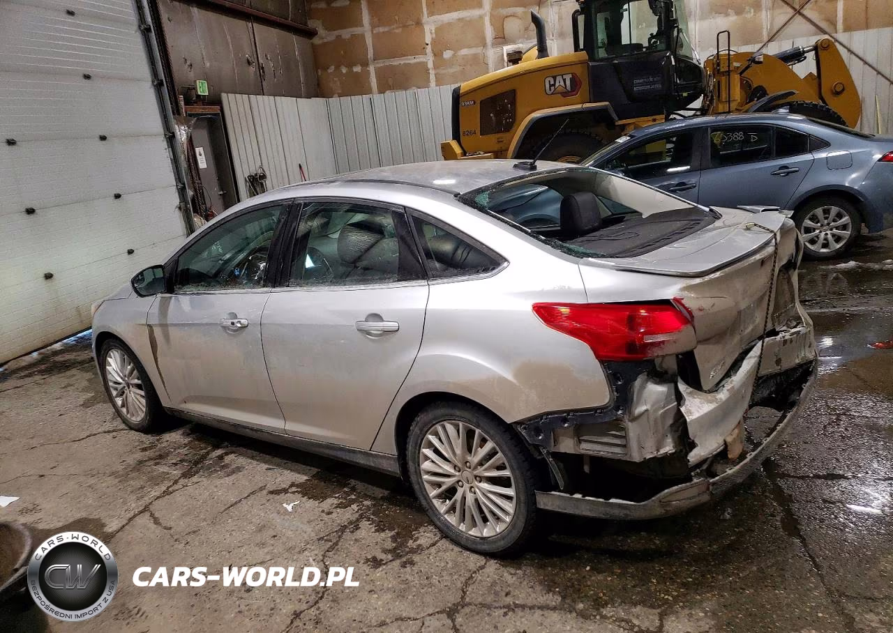 2017 Ford Focus Titanium VIN:1FADP3J22HL206919 - 2