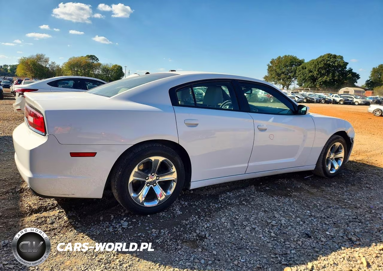 2011 Dodge Charger VIN:2B3CL3CG5BH554570 - 3