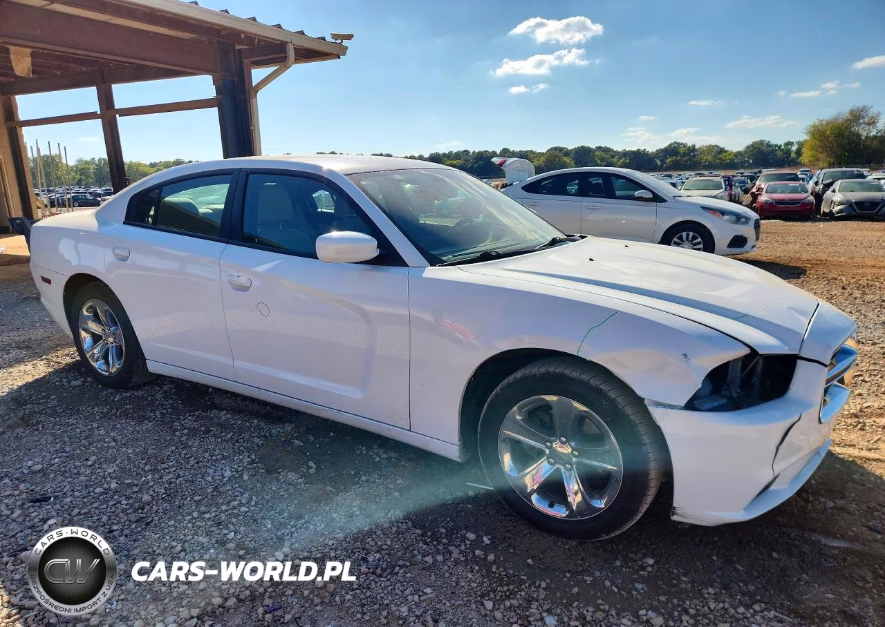 2011 Dodge Charger VIN:2B3CL3CG5BH554570 - 4