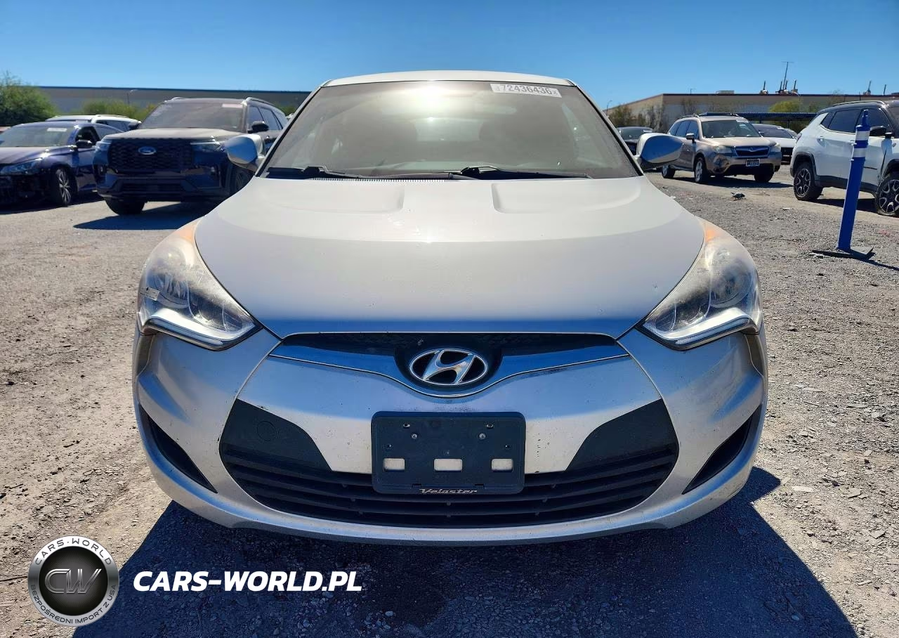 2016 Hyundai Veloster Base VIN:KMHTC6AD3GU269939 - 5