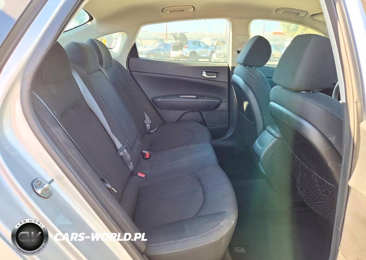 2020 Kia Optima Lx VIN:5XXGT4L35LG415773 - 10