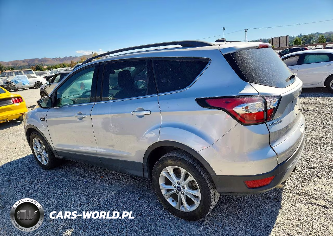 2018 Ford Escape Se VIN:1FMCU0GD2JUB15795 - 2